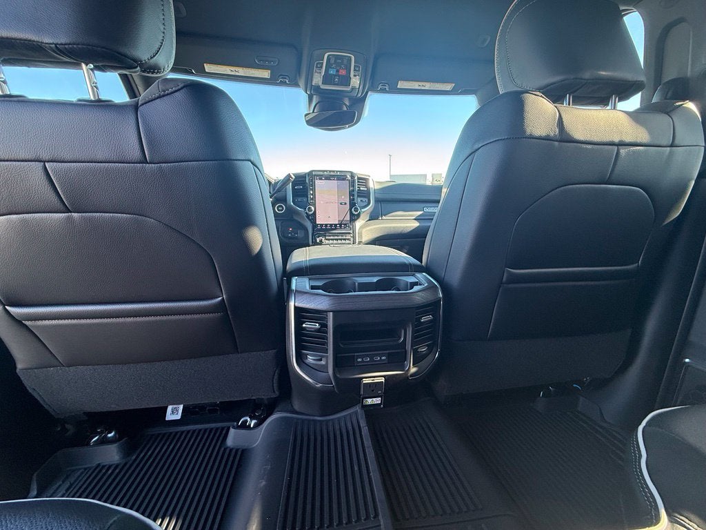 2027 RAM 2500 RAM 2500 LARAMIE CREW CAB 4X4 6'4' BOX