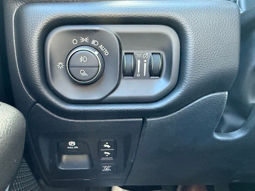 2026 RAM 1500 Big Horn/Lone Star Night Edition