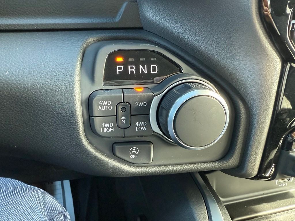 2026 RAM 1500 Big Horn/Lone Star Night Edition