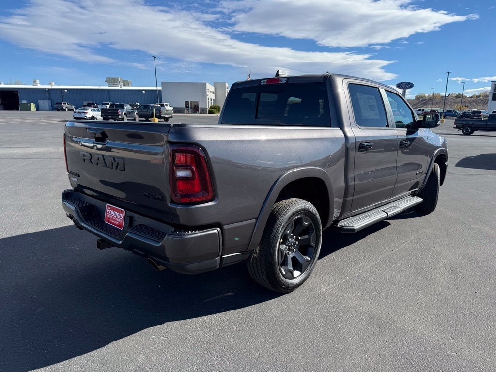 2027 RAM 1500 RAM 1500 BIG HORN CREW CAB 4X4 5'7' BOX