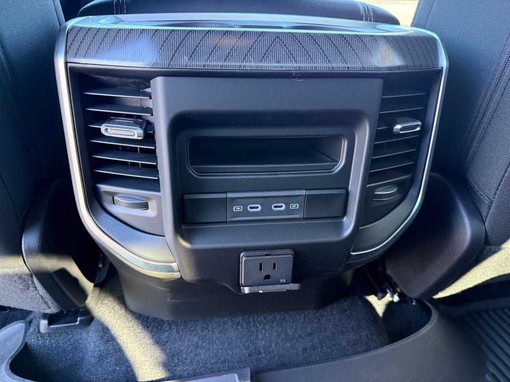 2027 RAM 1500 RAM 1500 BIG HORN CREW CAB 4X4 5'7' BOX