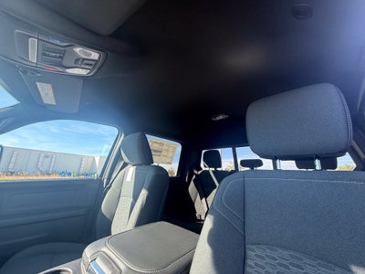 2027 RAM 2500 2500 TRADESMAN CREW CAB 4X4 6'4' BOX