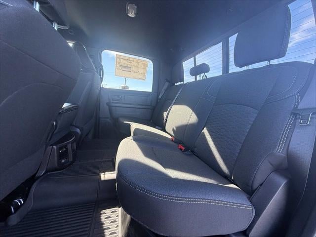 2027 RAM 2500 2500 TRADESMAN CREW CAB 4X4 6'4' BOX