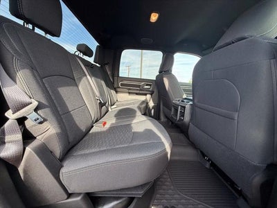 2027 RAM 2500 2500 BIG HORN CREW CAB 4X4 6'4' BOX