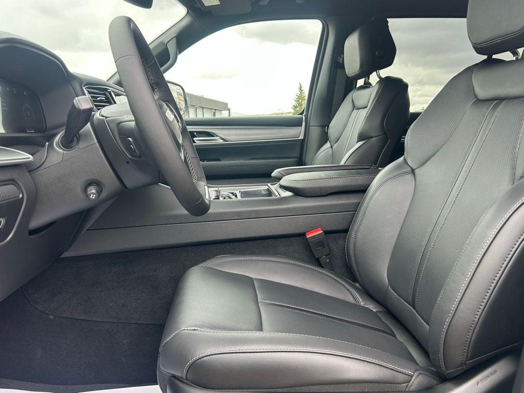 2026 Jeep Grand Wagoneer Limited Altitude