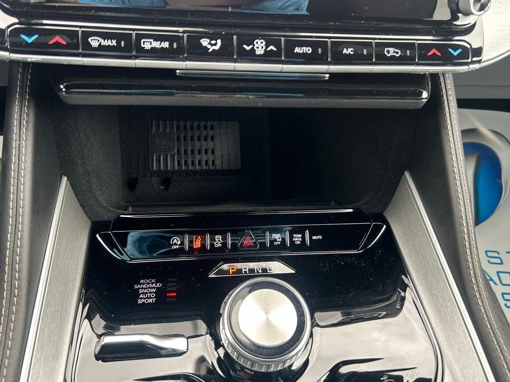 2026 Jeep Grand Wagoneer Limited Altitude