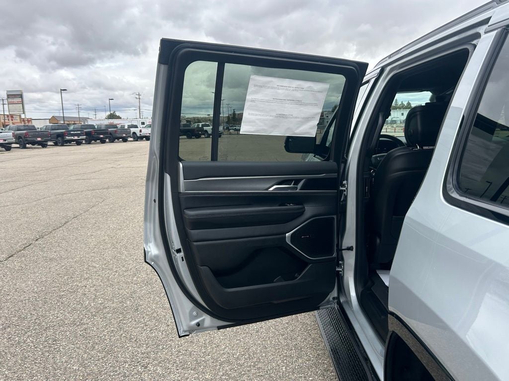 2026 Jeep Grand Wagoneer Limited Altitude