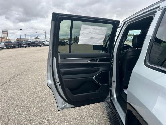 2026 Jeep Grand Wagoneer Limited Altitude