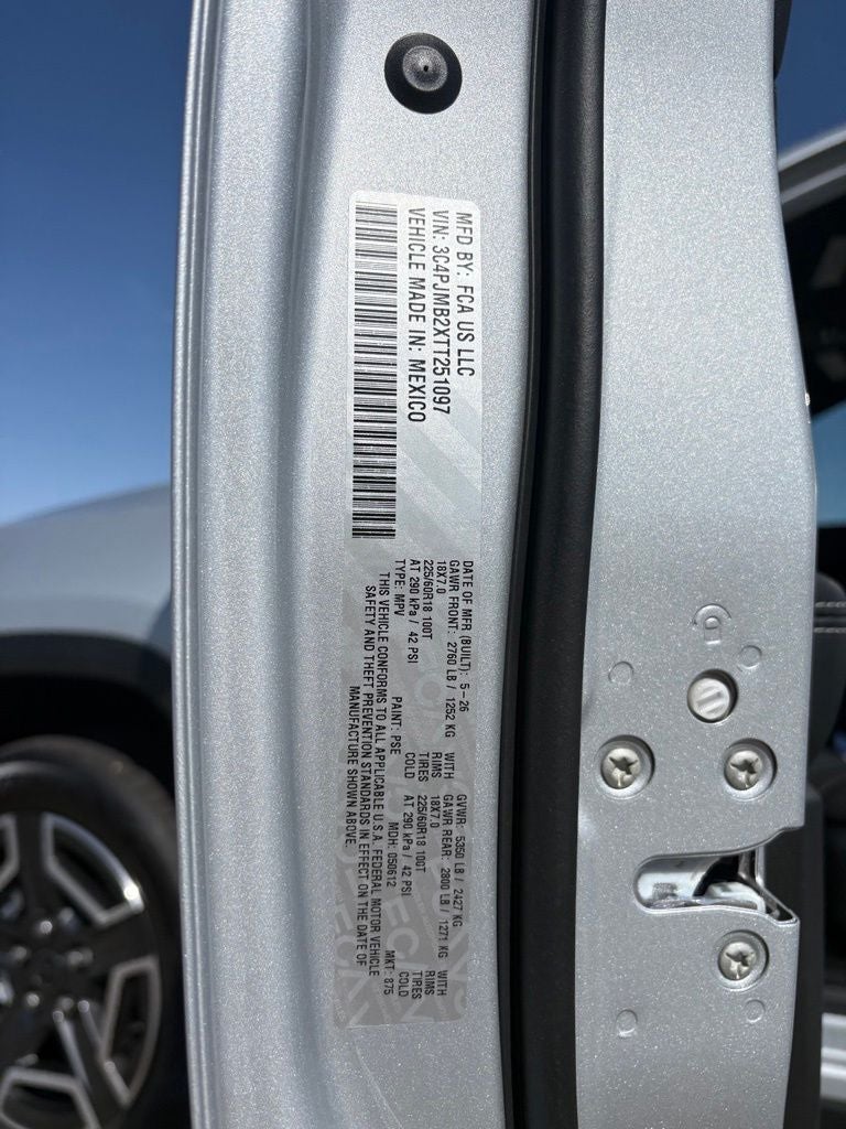 2026 Jeep Cherokee Laredo