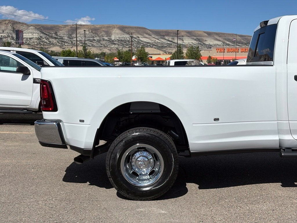 2027 RAM 3500 Tradesman DRW