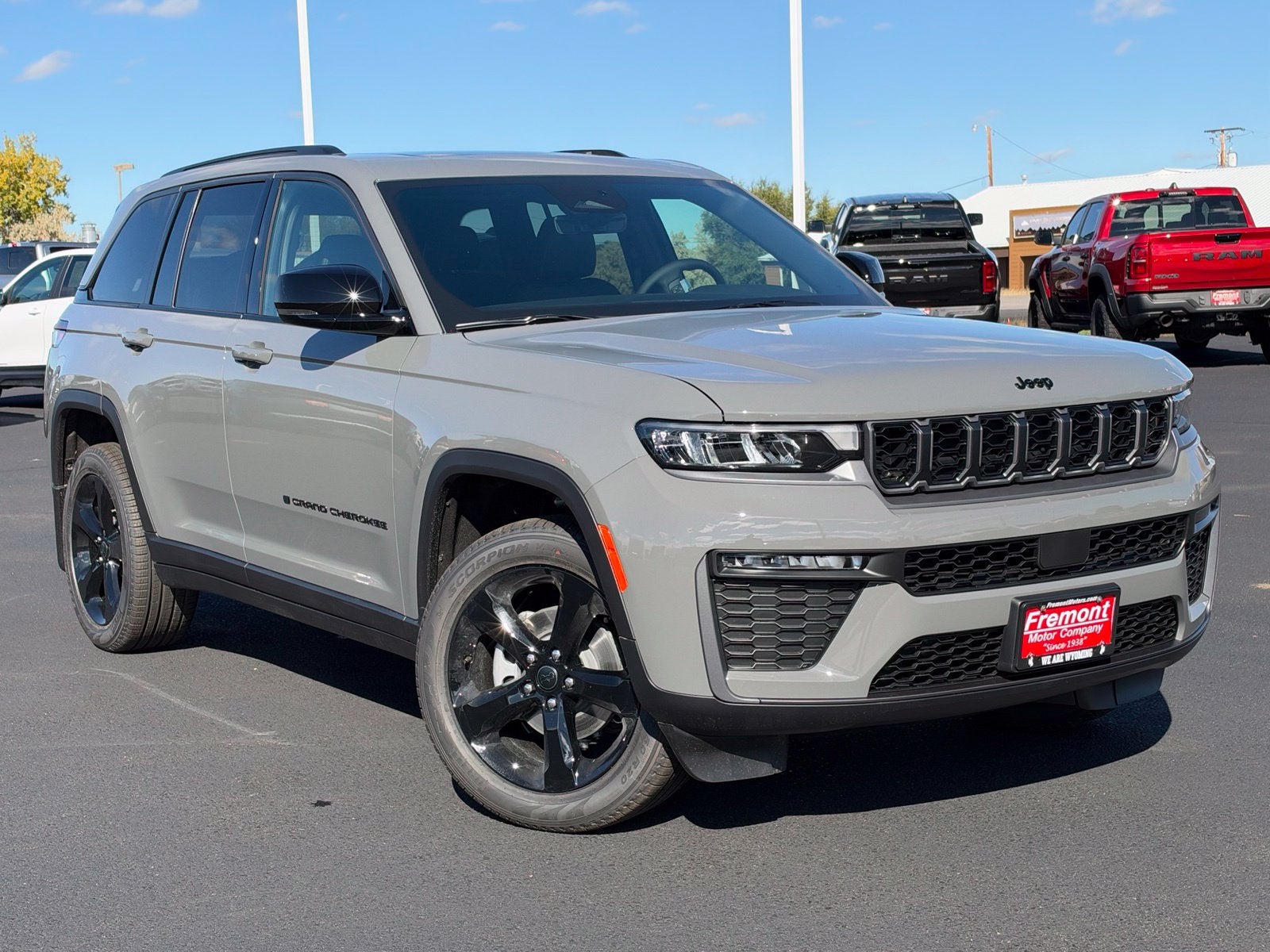 2027 Jeep Grand Cherokee LIMITED 4X4