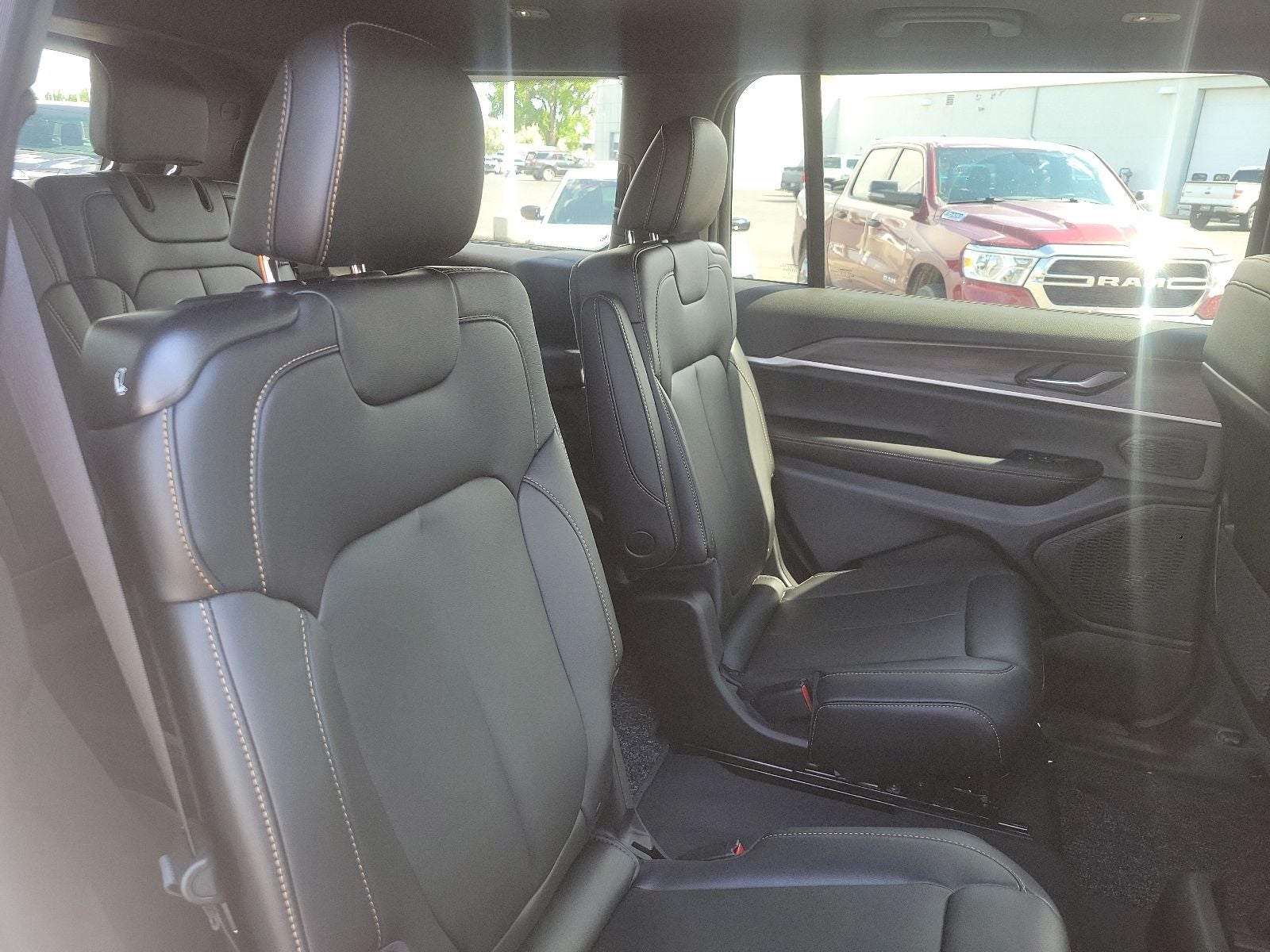 2026 Jeep Grand Cherokee 85th Anniversary Edition