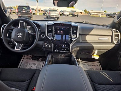 2027 RAM 1500 1500 BIG HORN CREW CAB 4X4 5'7' BOX