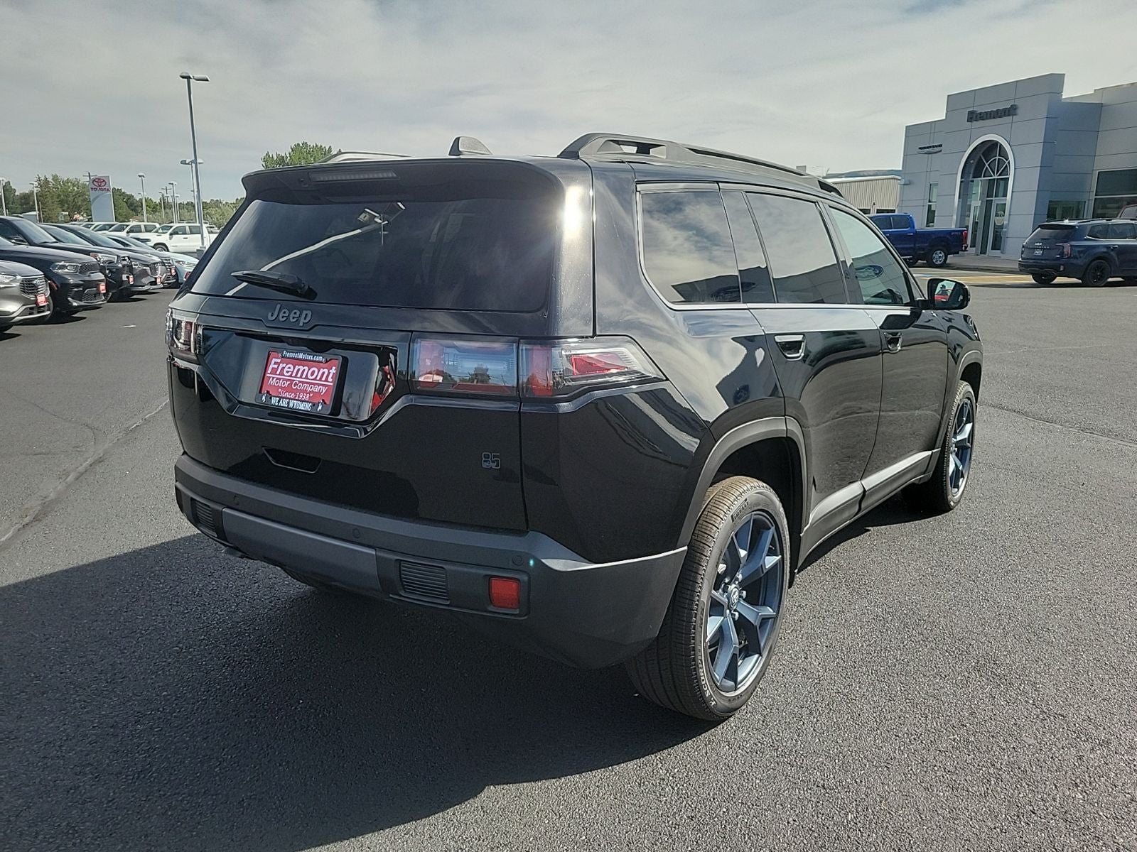 2026 Jeep Cherokee 85th Anniversary Hybrid