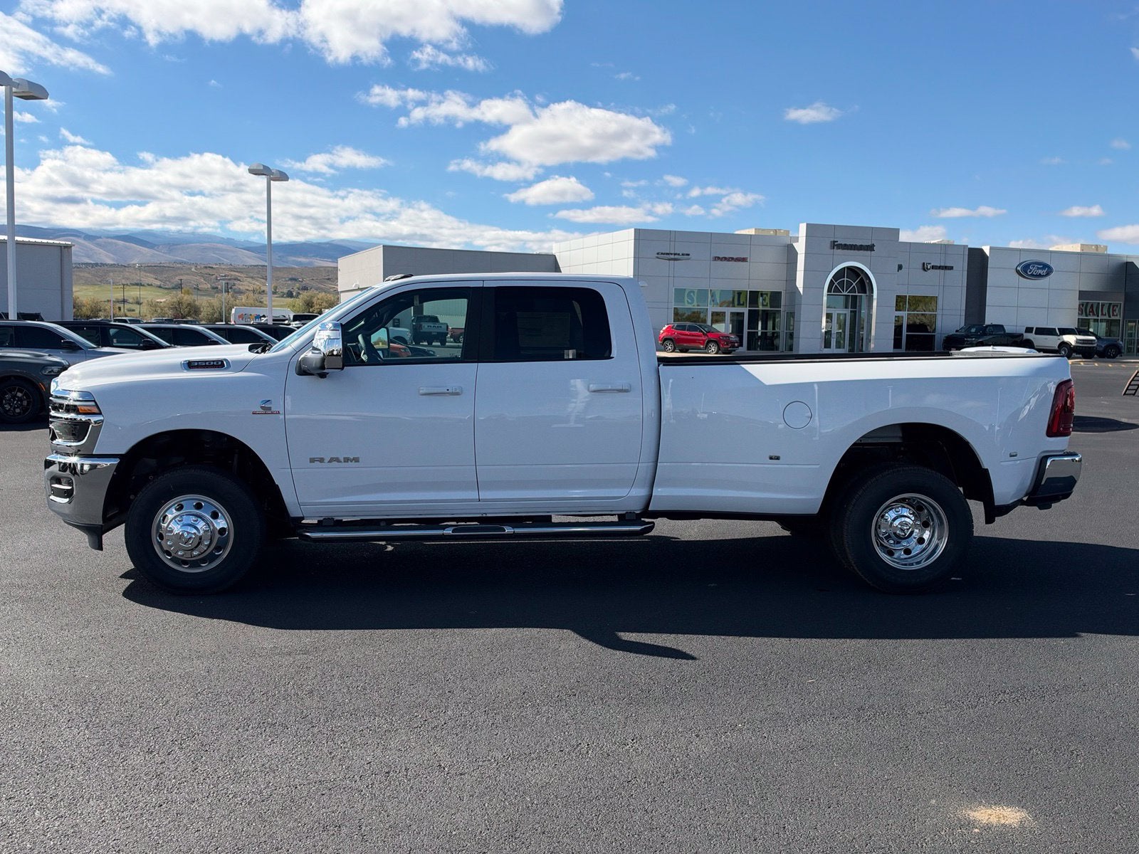 2027 RAM 3500 3500 LAIE CREW CAB 4X4 8' BOX