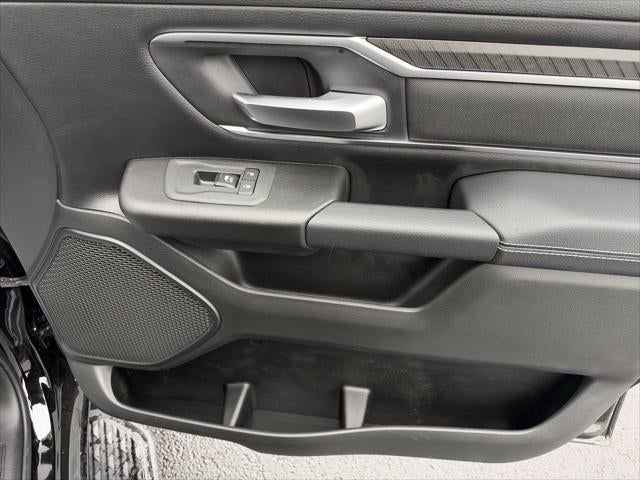 2027 RAM 1500 1500 BIG HORN CREW CAB 4X4 5'7' BOX