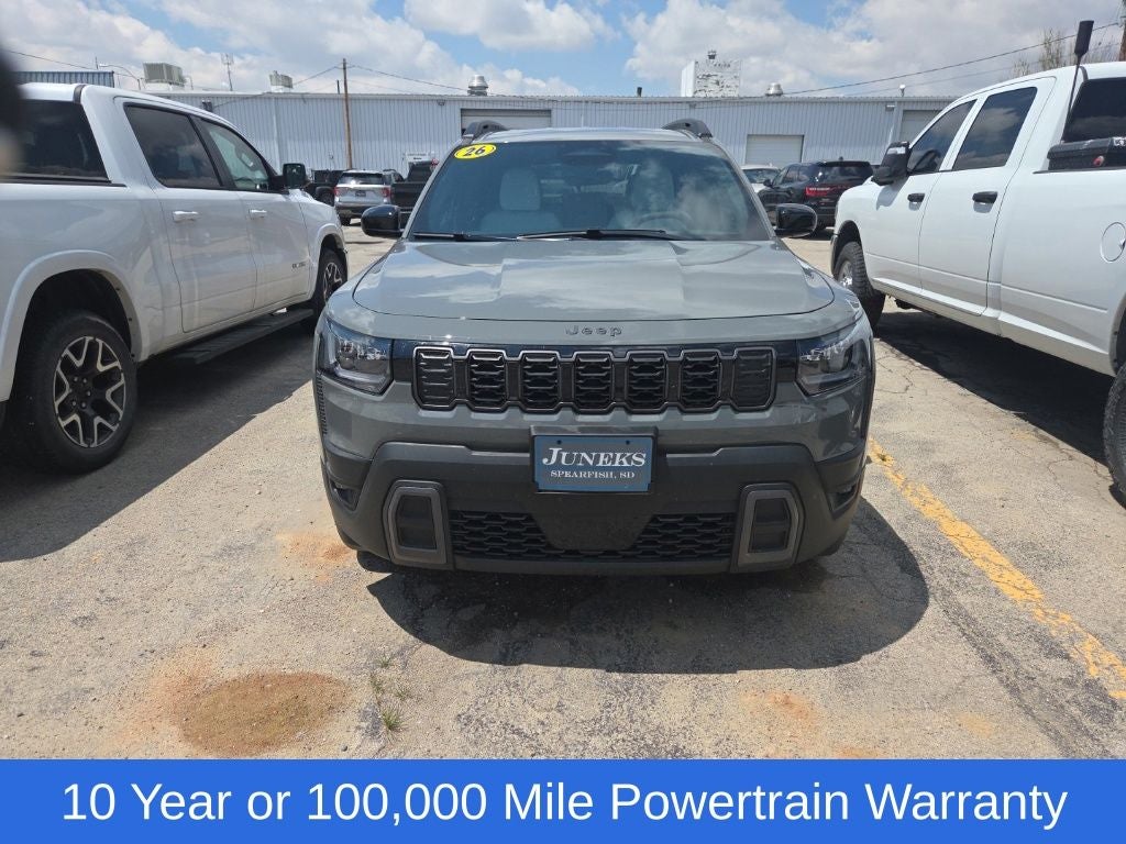 2026 Jeep Cherokee Laredo