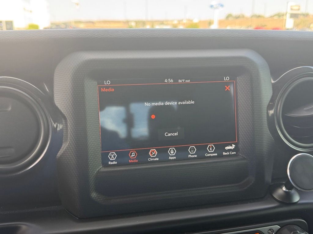 2022 Jeep Gladiator Sport