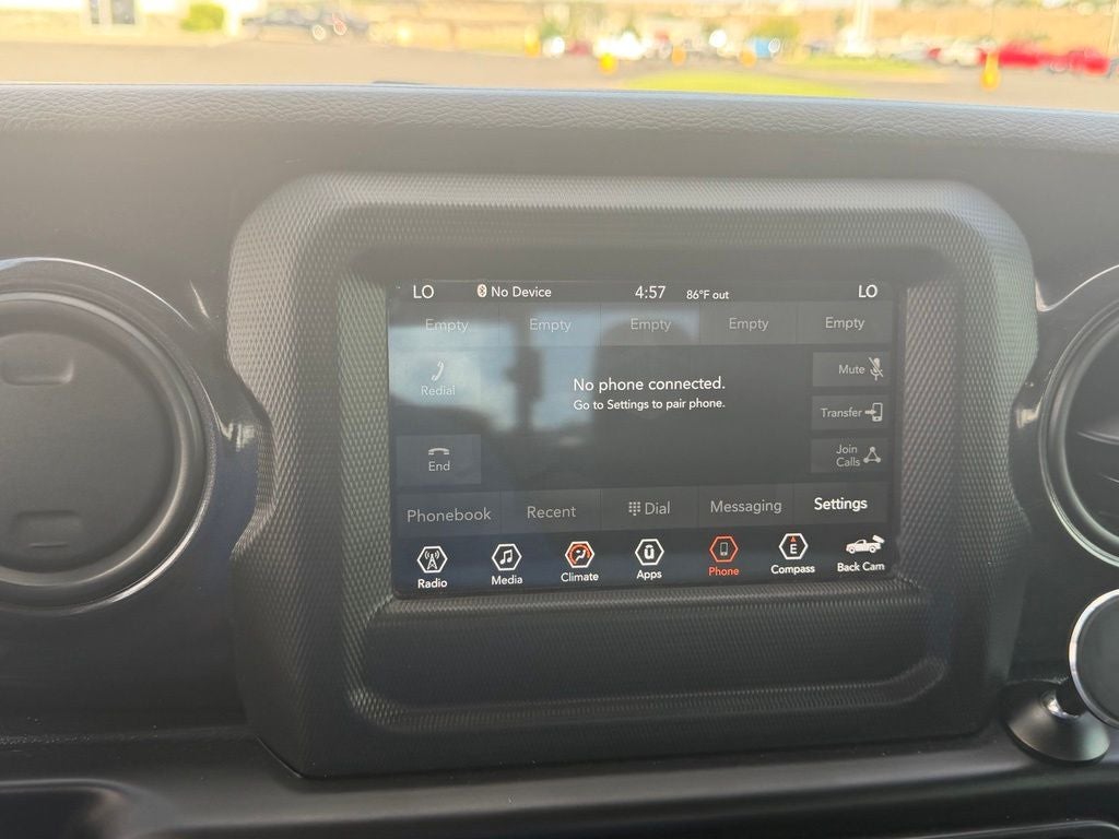 2022 Jeep Gladiator Sport