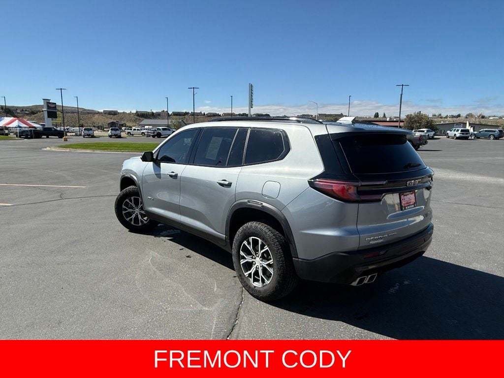 2025 GMC Acadia AT4