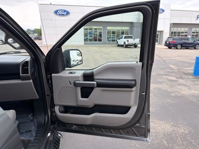 2015 Ford F-150 Base