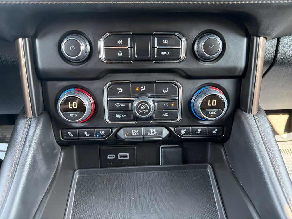 2024 Chevrolet Suburban High Country