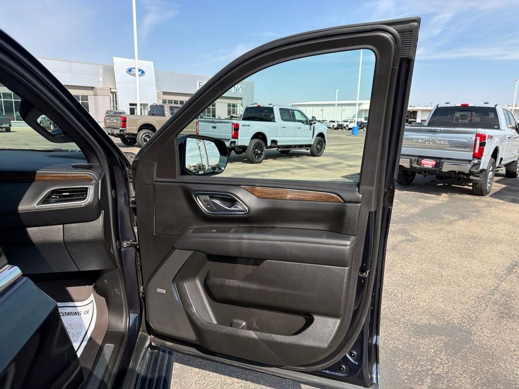 2024 Chevrolet Suburban High Country