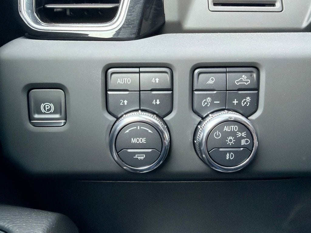 2025 GMC Sierra 2500HD Denali