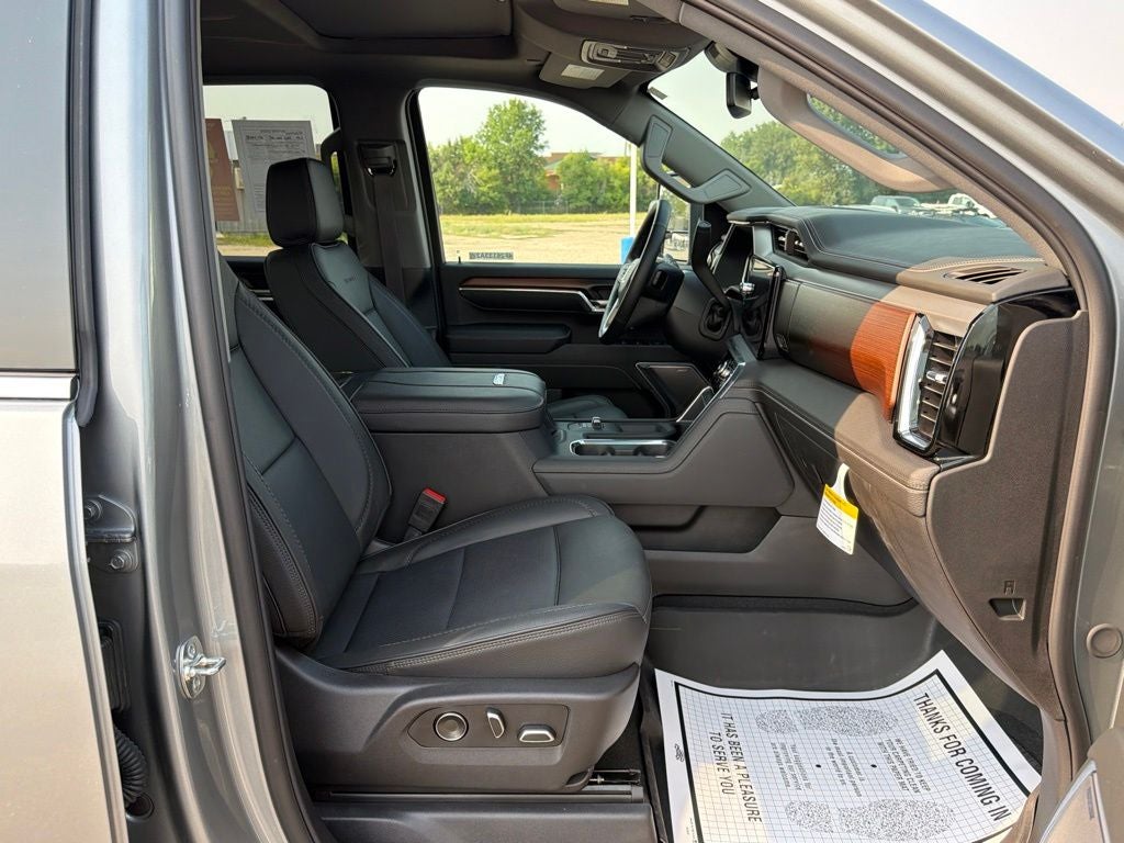 2025 GMC Sierra 2500HD Denali