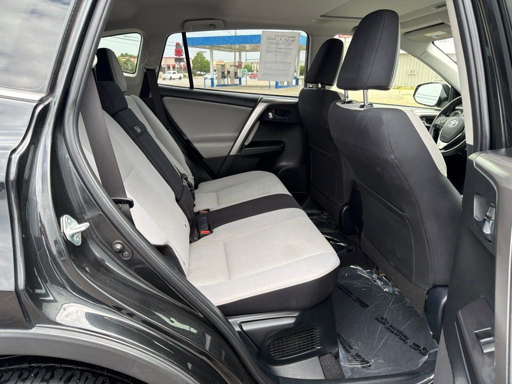 2018 Toyota RAV4 Hybrid XLE